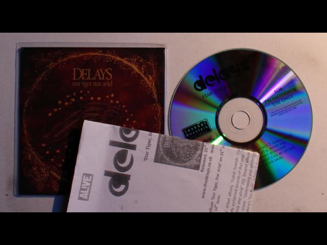 Delays Star Tiger Star Ariel UK ADV CDR 2010 + PR-Insert Indie
